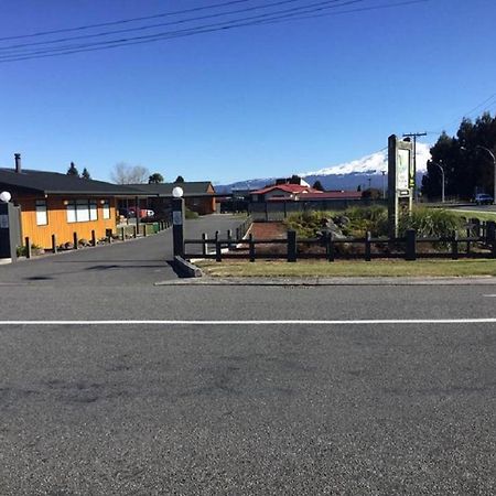 Waiouru Welcome Inn Екстериор снимка